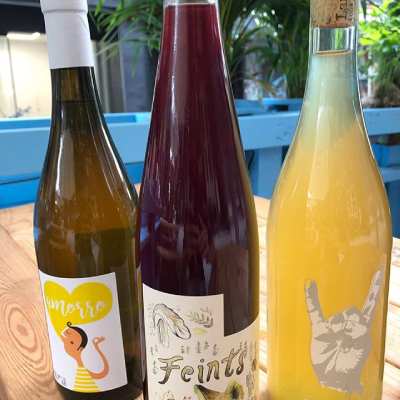 WINE BAR